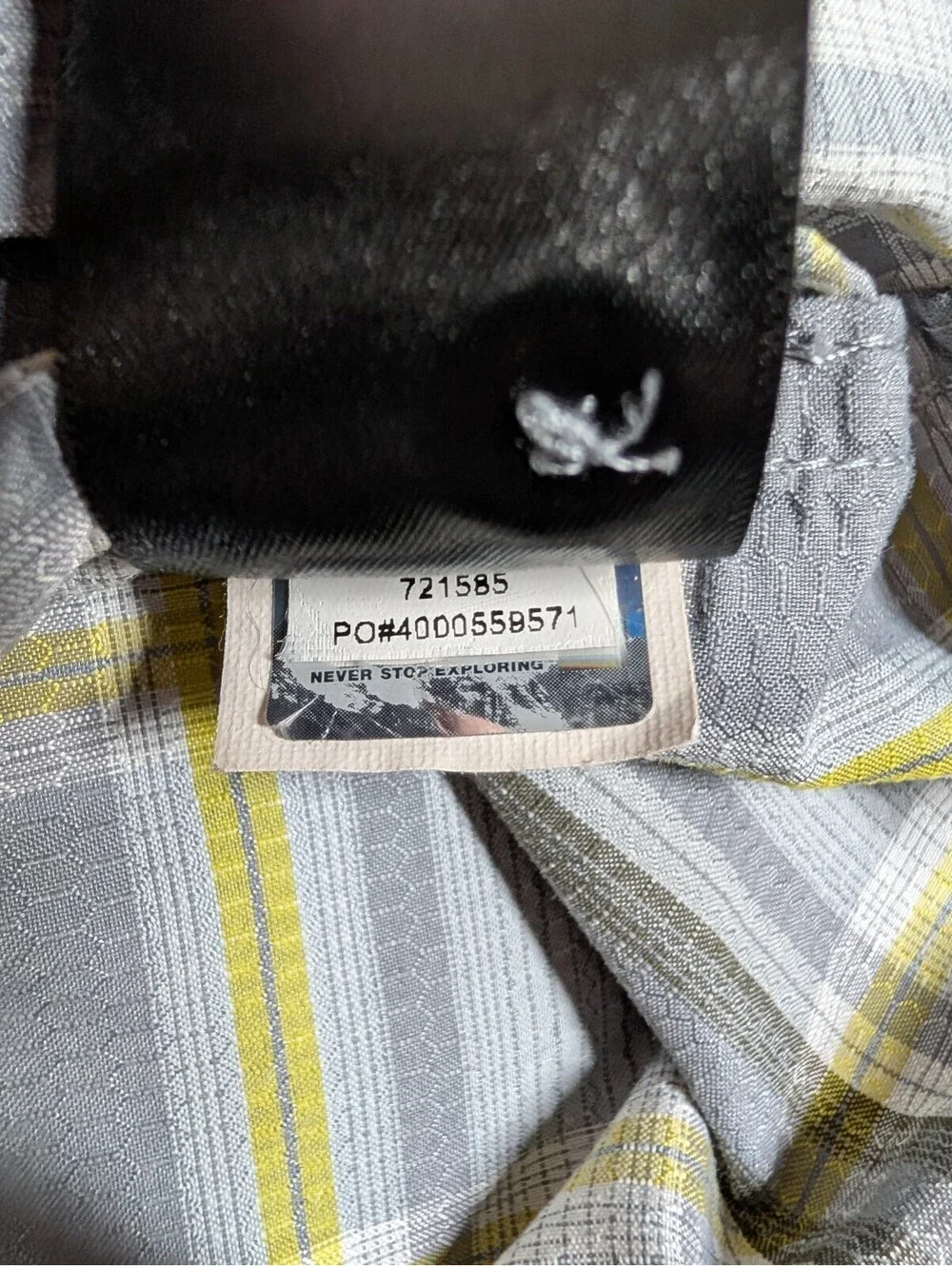The North Face Mens XL Grey Plaid Short Sleeve Button Up Hiking Shirt Quick Dry